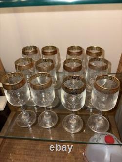 (12) Vintage. 7 Wine Glass In Real Gold And Etching. One Of A Kind