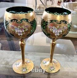 2 Italian Murano Venetian Goblet Wine Glasses Vintage Emerald Green