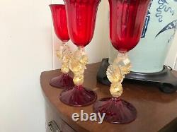 3 VINTAGE SALVIATI MURANO GOLD SPECK WINE GLASS Swan ruby red VENETIAN 8 5/8 T