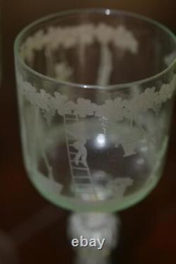 4 Vintage Murano Hand Blown Hand Etched Wine Glasses Mint Green 1950's Cherubs