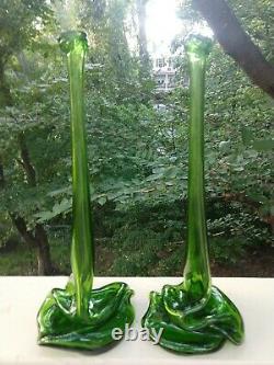 RARE PAIR VTG 1960s GREEN STRETCH MELTED 4/5 QUART GLASS WINE BOTTLES VASES 13