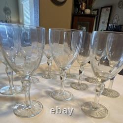 Set Vintage Wine Glasses withPaneled Design & Ribbed Stem Decorative Btm