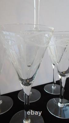 Set of 6 Vintage Retro Mint Condition Etched Wine Glasses. Ca. 1940-50's