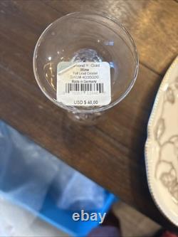 Set of 9 Crystal Wine Glasses Gold Rim Trim Elegant Vintage Barware