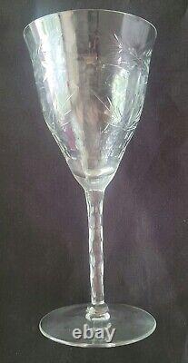 Vintage 1940s Etched Glass Wine Glasses set of 7