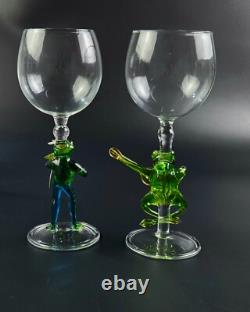 Vintage Beautiful Wine Glasses Frog Shaped Stems Set of 2 8.5