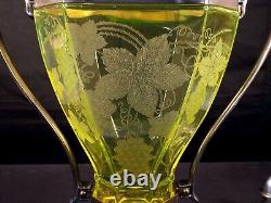 Vintage Cambridge Vaseline Glass Beverage Wine Liquor Drink Dispenser Decanter