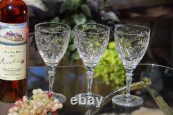 Vintage Etched Wine Glasses 1950s, Wedding Wine Glasses, Large Dinner parties