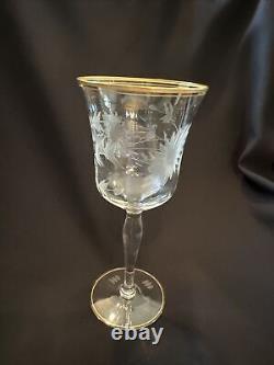 Vintage Gold Rim Wine Glasses Set Of 8 Gold Rim Top & Bottom. About 7 3/4 Inch