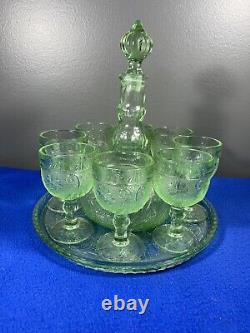 Vintage Indiana Tiara Decanter Wine Glass Set CHANTILLY GREEN 8 Goblets with Tray