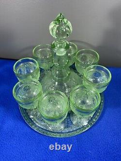 Vintage Indiana Tiara Decanter Wine Glass Set CHANTILLY GREEN 8 Goblets with Tray
