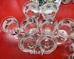 Vintage Libbey Frosted Leaf Design Bar Ware Water Wine Glasses Set Of 18 Silver