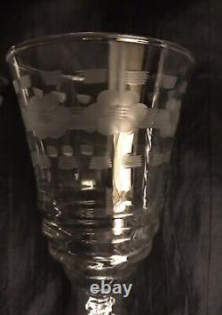 Vintage Set of 8 Crystal Mid Century Etched Floral Wine Stemmed Glassware 6oz